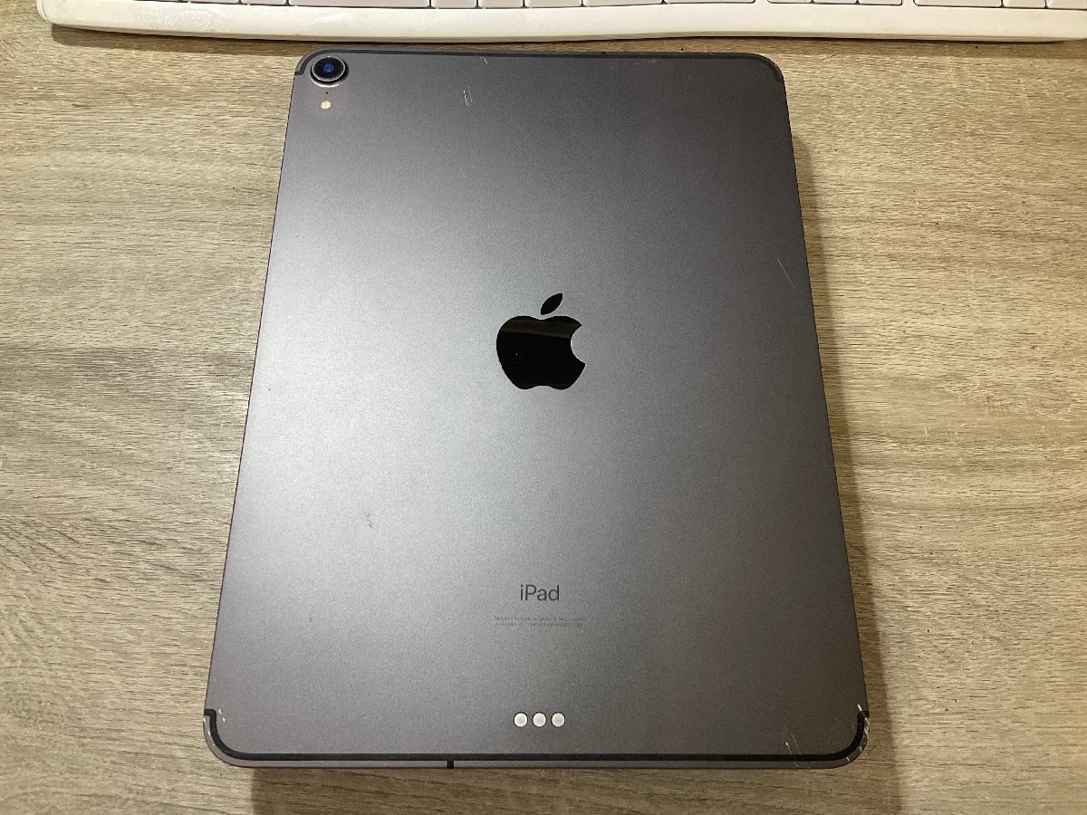 【5056】iPad Pro 11インチ2018　256 GB Space Gray Wi-Fi＋セルラ モデル　SIMフリー　バッテリー90%　MU102J/A　iPad Pro 11イン_画像2