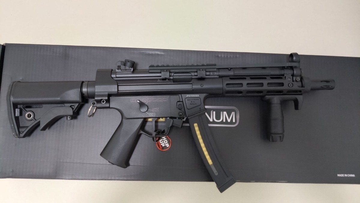 【中古品】Cyma Enhanced MP5 電動ガン　電子トリガー内蔵　　_画像1