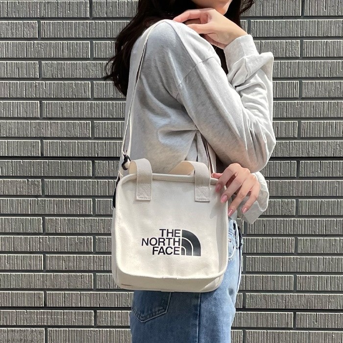 【新品】THE NORTH FACE(ザ・ノースフェイス)SQUARE TOTE スクエアトートバッグショルダーバッグ ミニバッグハンドバッグ ザノースフェイス