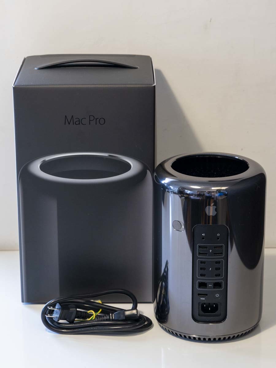 【Apple】Mac Pro Late 2013 A1481 Xeon3.7GHz クアッドコア FirePro D300 2GBx2 訳ありジャンク扱い_画像1