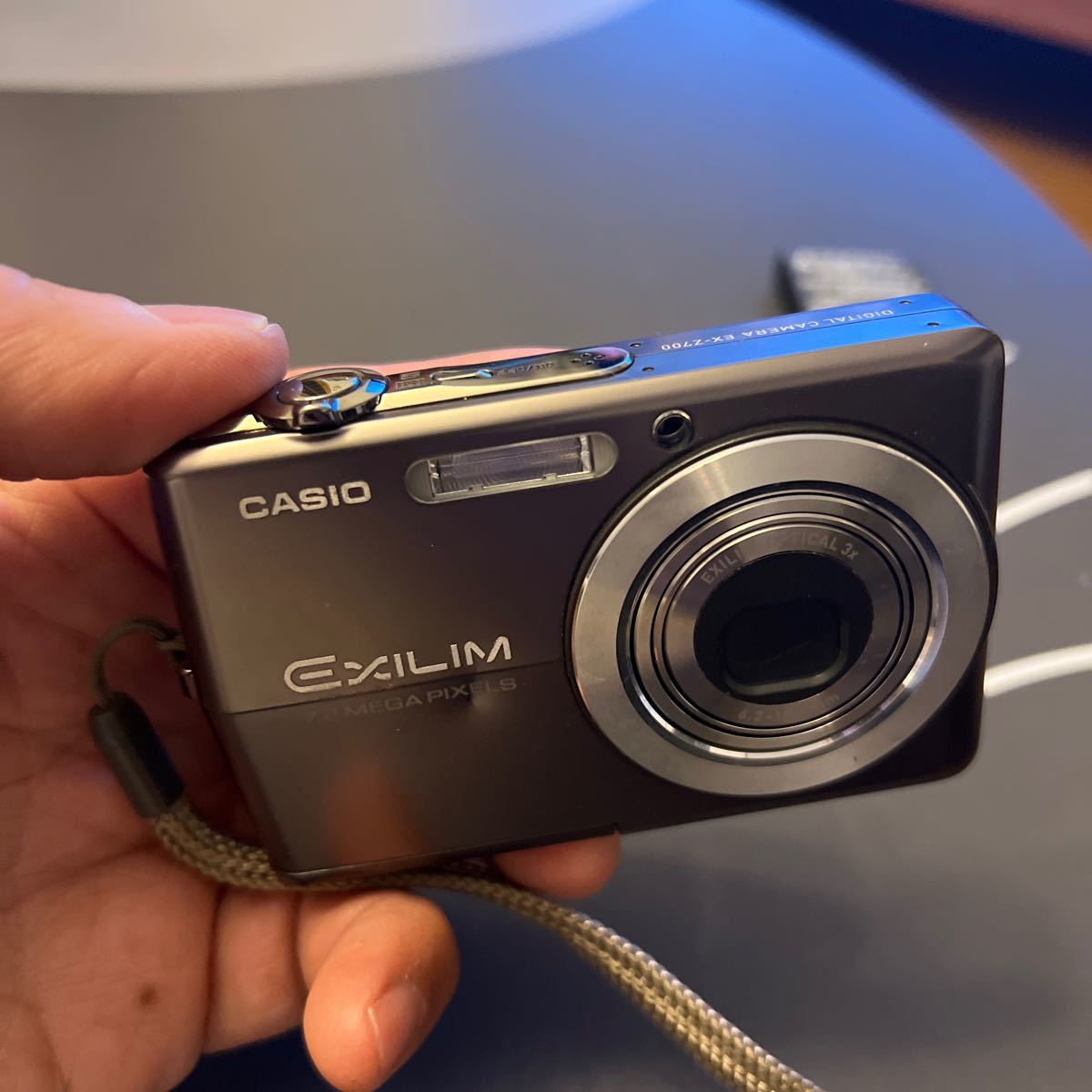 1円 CASIO EXILIM EX-Z700 6.2-18.6mm コンパクトデジタルカメラ シルバー 動作未確認_画像9