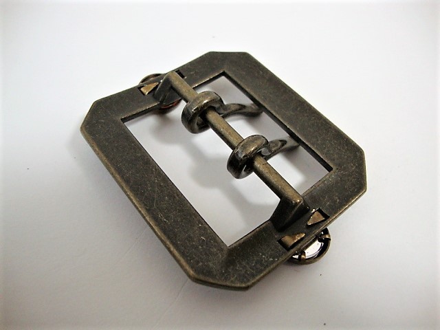 *40. width * Vintage style studs attaching is angle buckle * double pin ( blues potsu)*