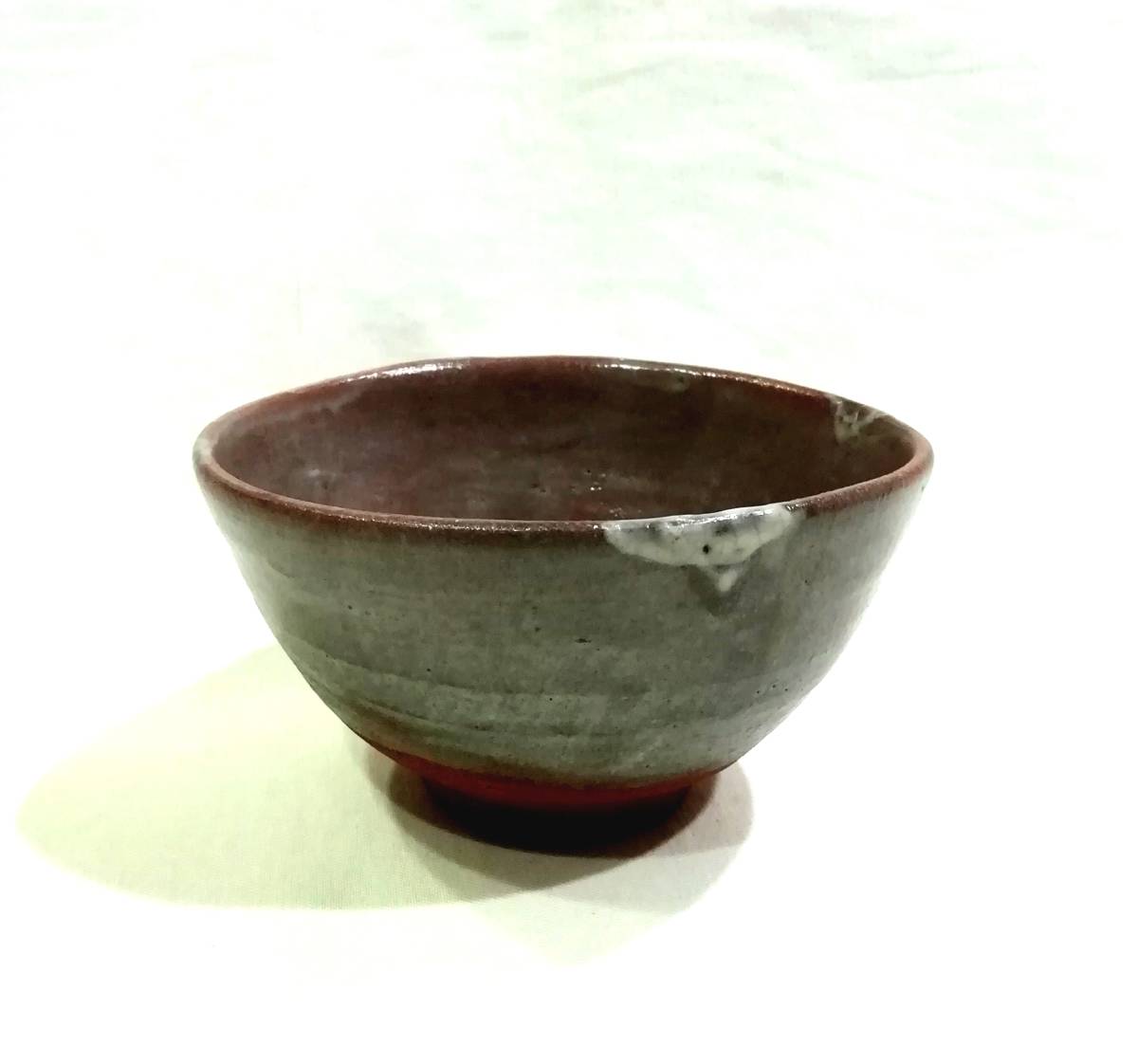 超可爱 【波】少し昔のレトロな無地唐津茶碗(銘 藤浪) 茶碗 - ahawan.com