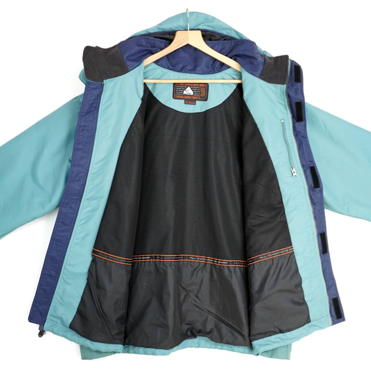 NIKE ACG OUTER LAYER 3 Jacket 304127 ナイキ エーシージー NIKE ACG OUTER LAYER 3 Jacket 304127 ナイキ エーシージー