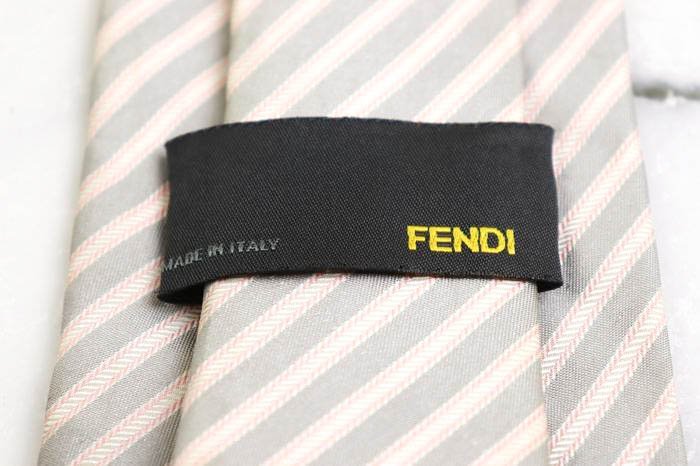  Fendi FENDI stripe pattern sill Klein pattern Italy made made in Italy cloth high class men's necktie green 