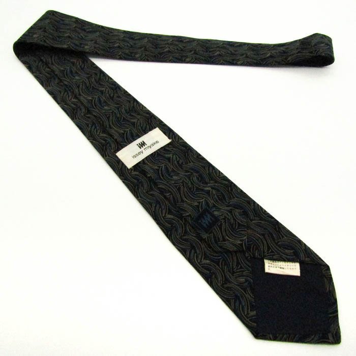 [ beautiful goods ] Issey Miyake ISSEY MIYAKE total pattern sill Klein pattern men's necktie navy 