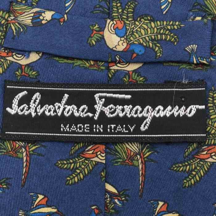 【良品】 サルヴァトーレフェラガモ Salvatore Ferragamo 総柄 シルク 動物柄 イタリア製 メンズ ネクタイ ネイビー_画像5