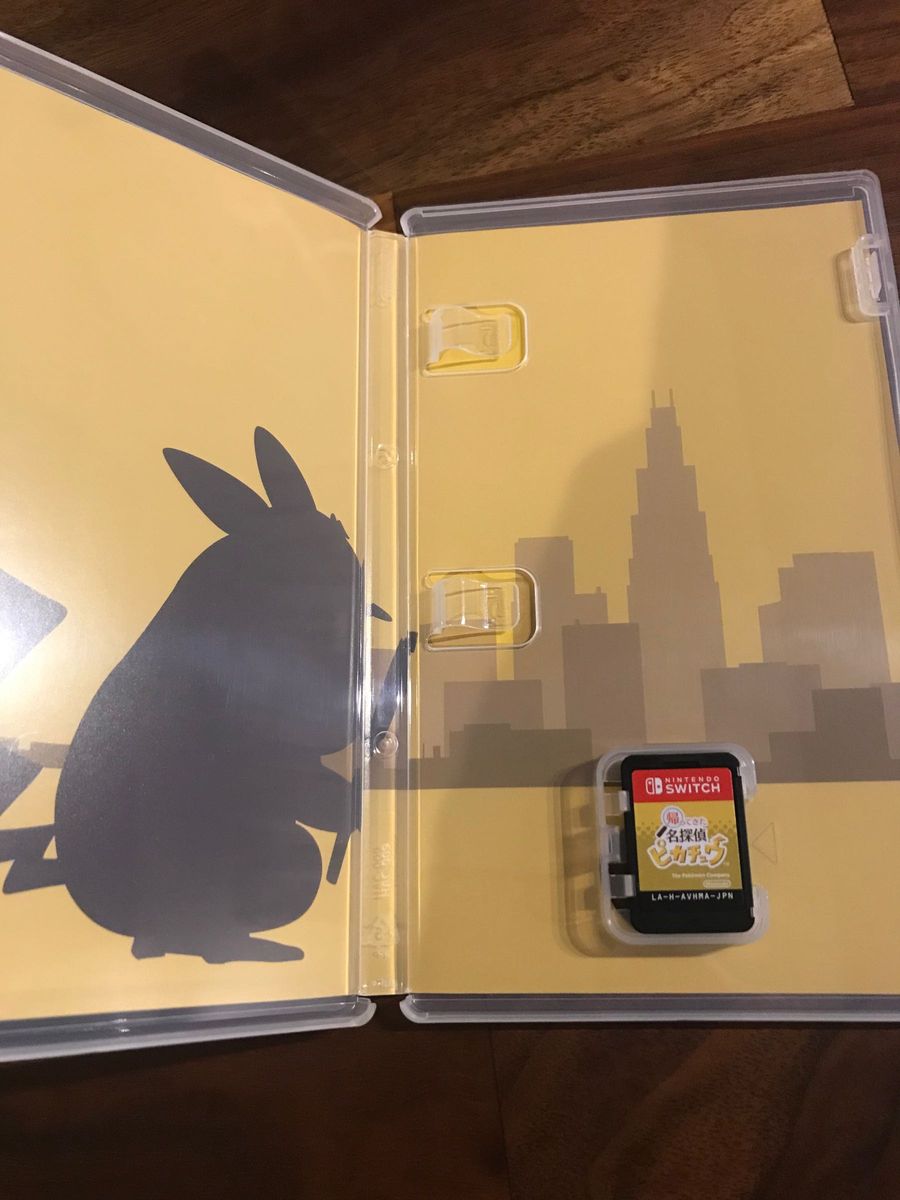 Switchソフト 帰ってきた名探偵ピカチュウ　中古　任天堂　ポケモン