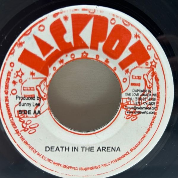 【ドス黒い低音染み渡らすウィキッドチューン】JAプレス 7インチ JOHNNY CLARKE King In The Arena (Jackpot) ジョニー・クラーク 45RPM._画像2