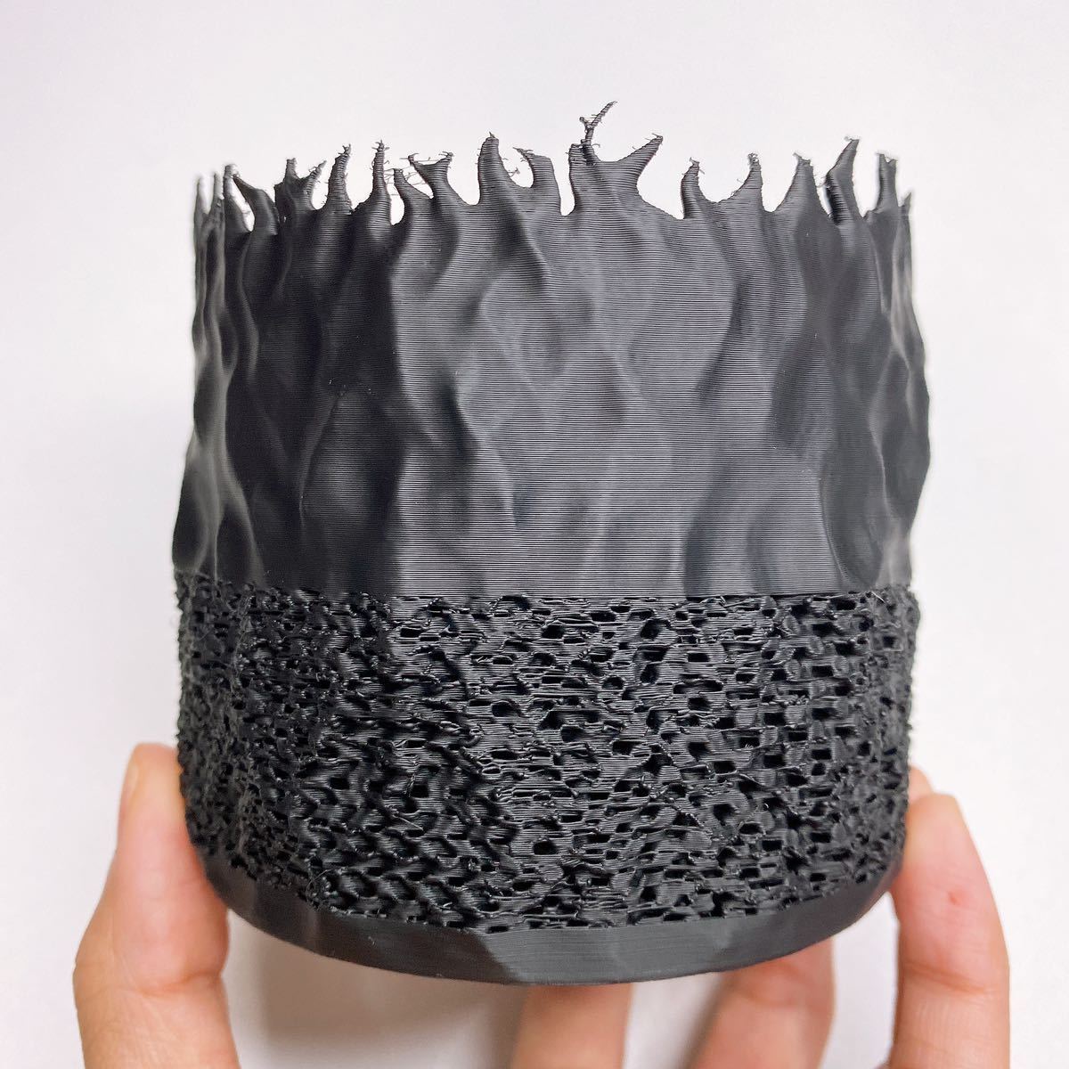 KP011！3Dプリンター鉢 新品未使用 メッシュ構造 ジャイロイド 通気性 排水性 FIRE POT 8.0cm×7.5cm 観葉植物 多肉植物 塊根植物 サボテン_画像1