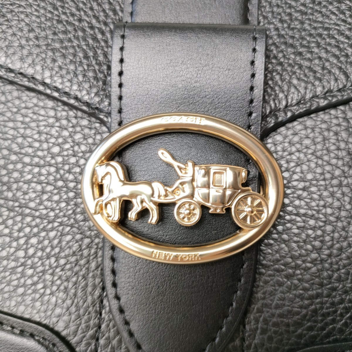 【極美品】 未使用級 COACH コーチ ショルダー バッグ ホースアンドキャリッジ 黒 ブラック C3241 ペブルド レザー 革 2way 金具 人気 高級_画像10