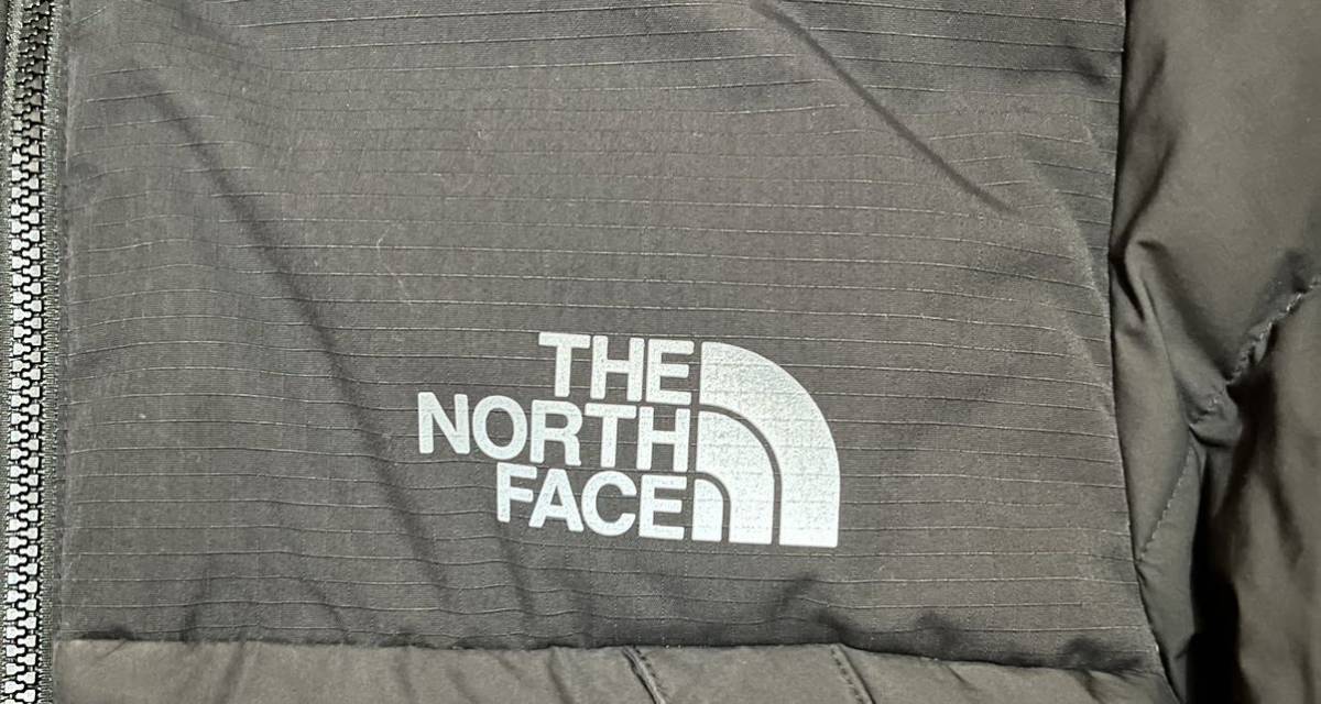 （美品）THE NORTH FACE 　ロゴプリント　ダウンジャケット　海外サイズL_画像2