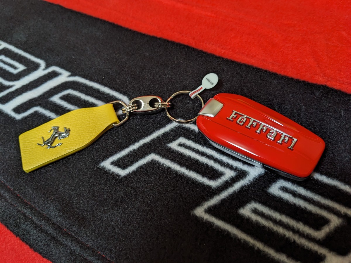 * не использовался!! Ferrari оригинальный кожа брелок для ключа кольцо для ключей желтый Ferrari F355 360 F430 458 488 F8 F12 812 599 *