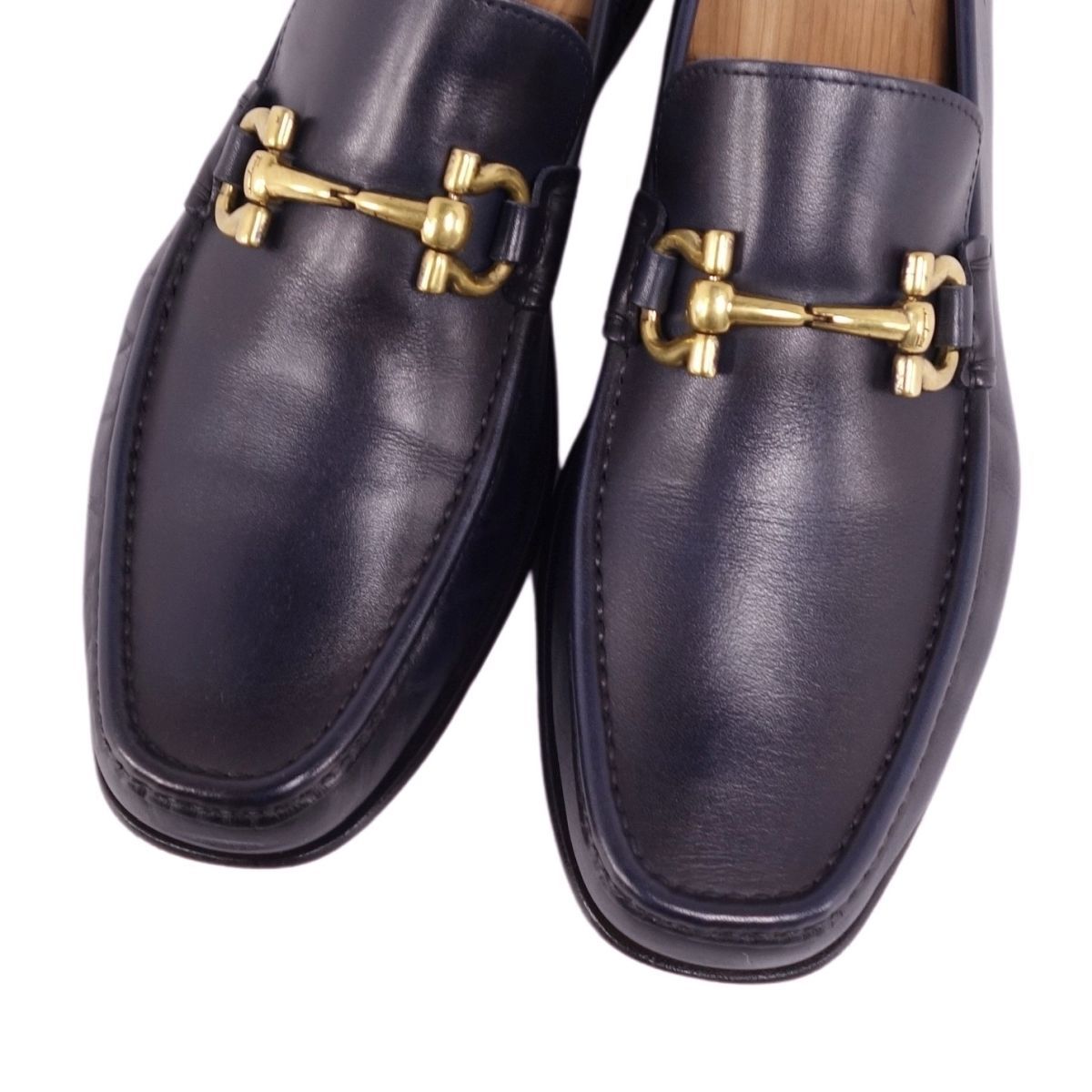 サルヴァトーレ フェラガモ Salvatore Ferragamo ローファー モカシン ホースビット レザー シューズ メンズ 7.5EE 紺 cg11ml-rm05f07174_画像3