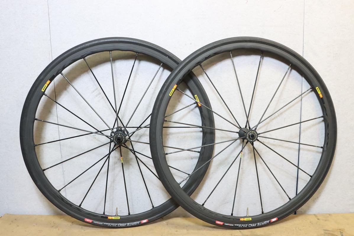 ○MAVIC マビック R-SYS SLR Exalith シマノフリー 11s対応 クリンチャー カーボンスポーク ホイールセット_画像3