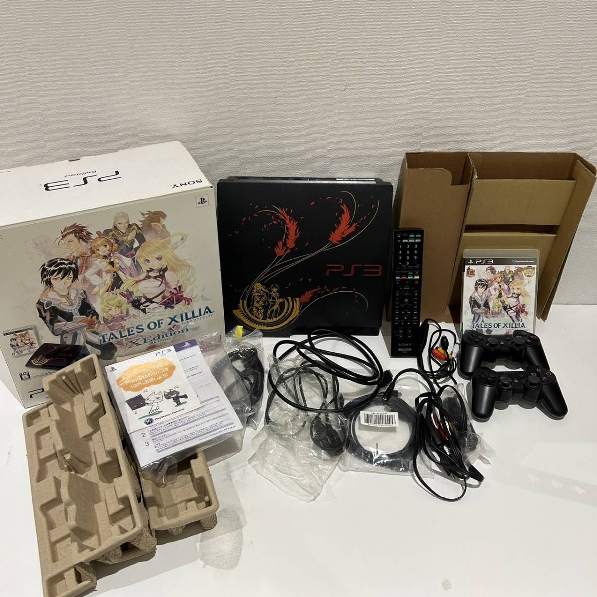 【AMT-7828】 PS3 本体+ソフト テイルズオブエクシリアクロスエディション TALES OF XILLIA X Edition 160GB プレステ3 本体通電確認のみ_画像1