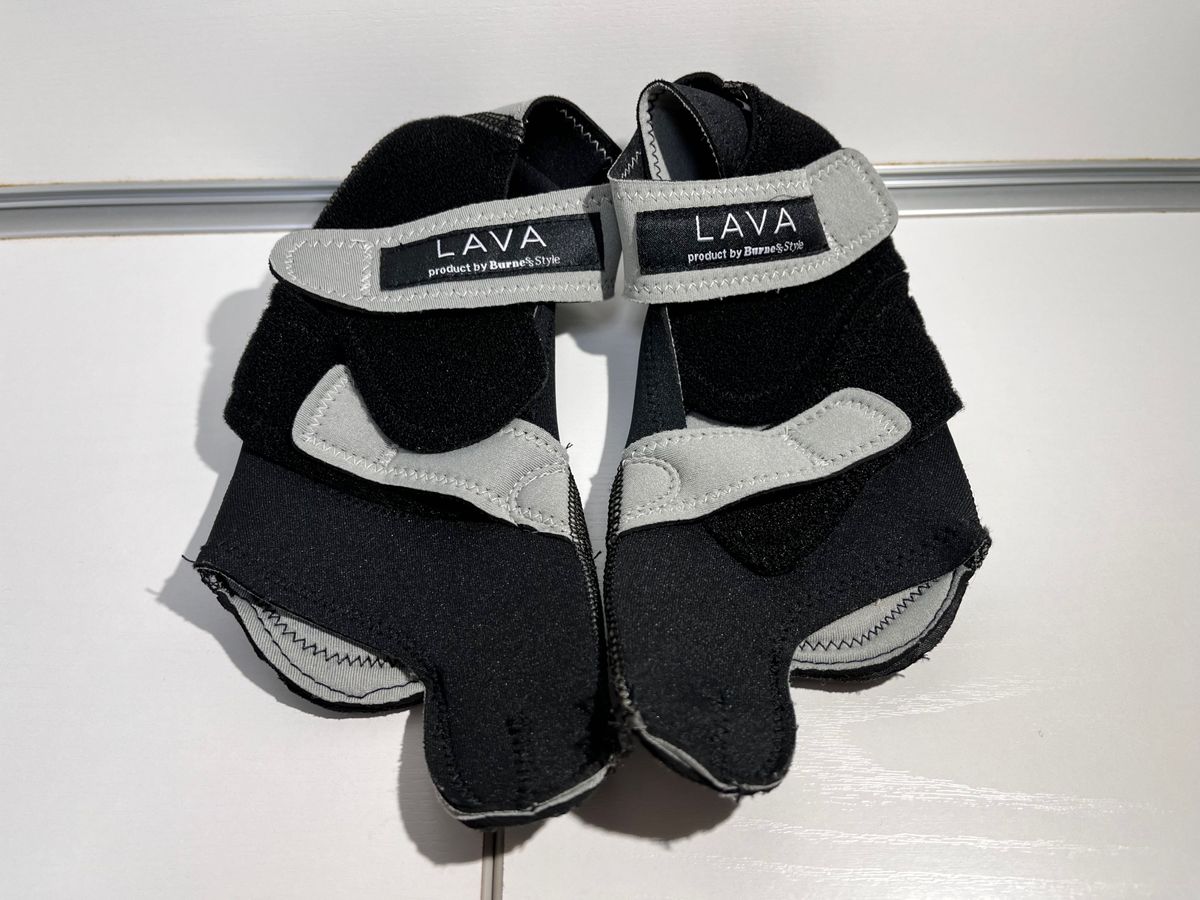 LAVA 暗闇キックボクシング グローブ&シューズ Sサイズセット LAVA 暗闇キックボクシング グローブ&シューズ Sサイズセット