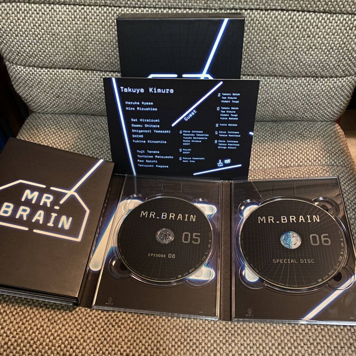 MR.BRAIN DVD 6枚組BOX 全8話489分　特典148分　19000円　09.09.30発売_画像6