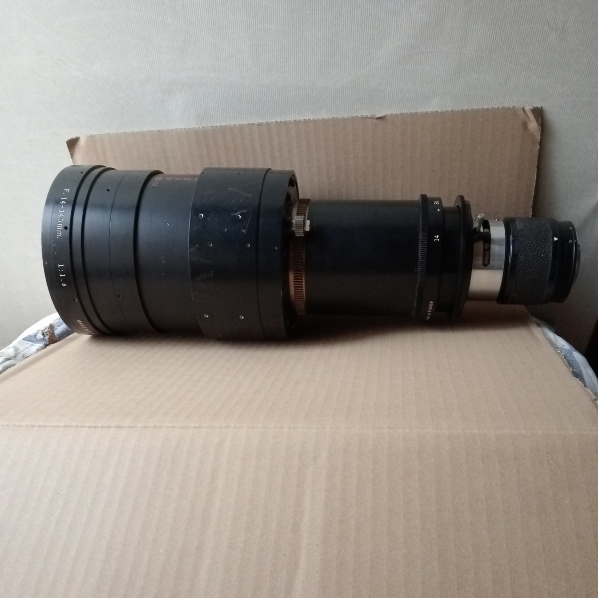 ANGEIEUX ZOOM TYPF 10×14E 14 from 140 millimeter 16mmsine lens?