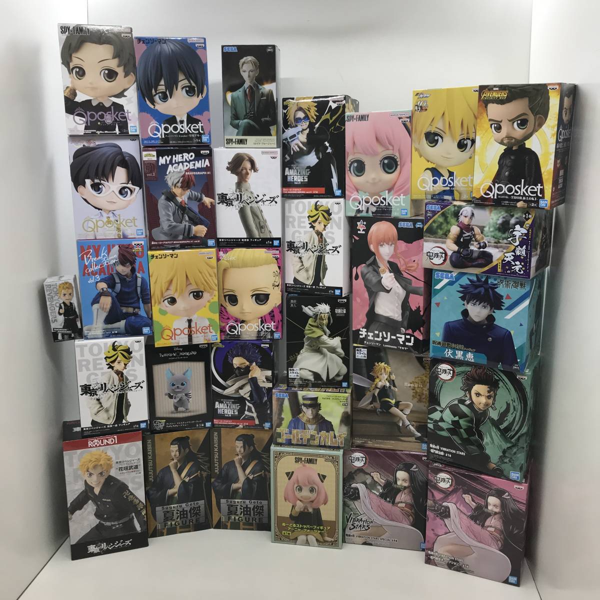 【１円～】少年漫画系 プライズ フィギュア まとめ売り スパイファミリー チェンソーマン 鬼滅の刃 東リベ 転スラ 呪術廻戦【中古品】_画像1