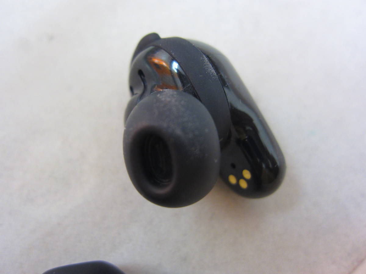 中古　Bose QuietComfort Earbuds II 　Black 　QC EARBUDS II BLK ワイヤレスイヤホン_画像2