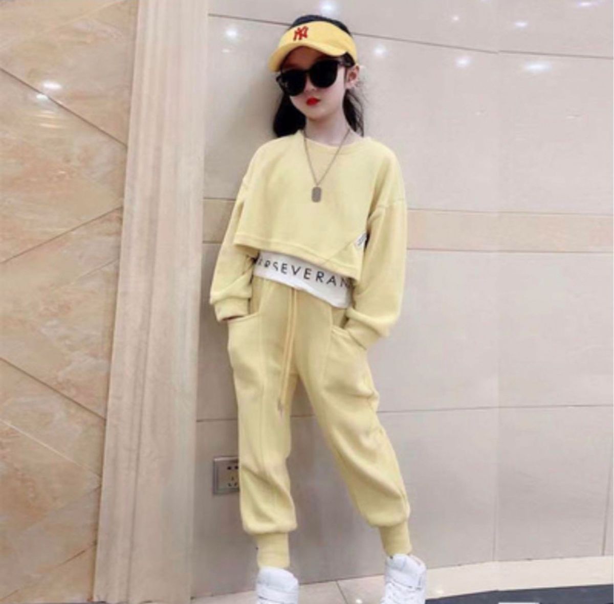 キッズ服 ダンス セットアップ　イエロー韓国子供服 スウェット160