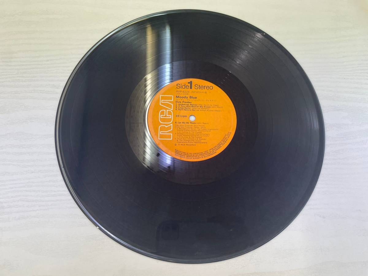 ムーディー・ブルー/エルヴィス・プレスリー RVP-6224 LP盤 レコード 歌詞カード付き_画像2
