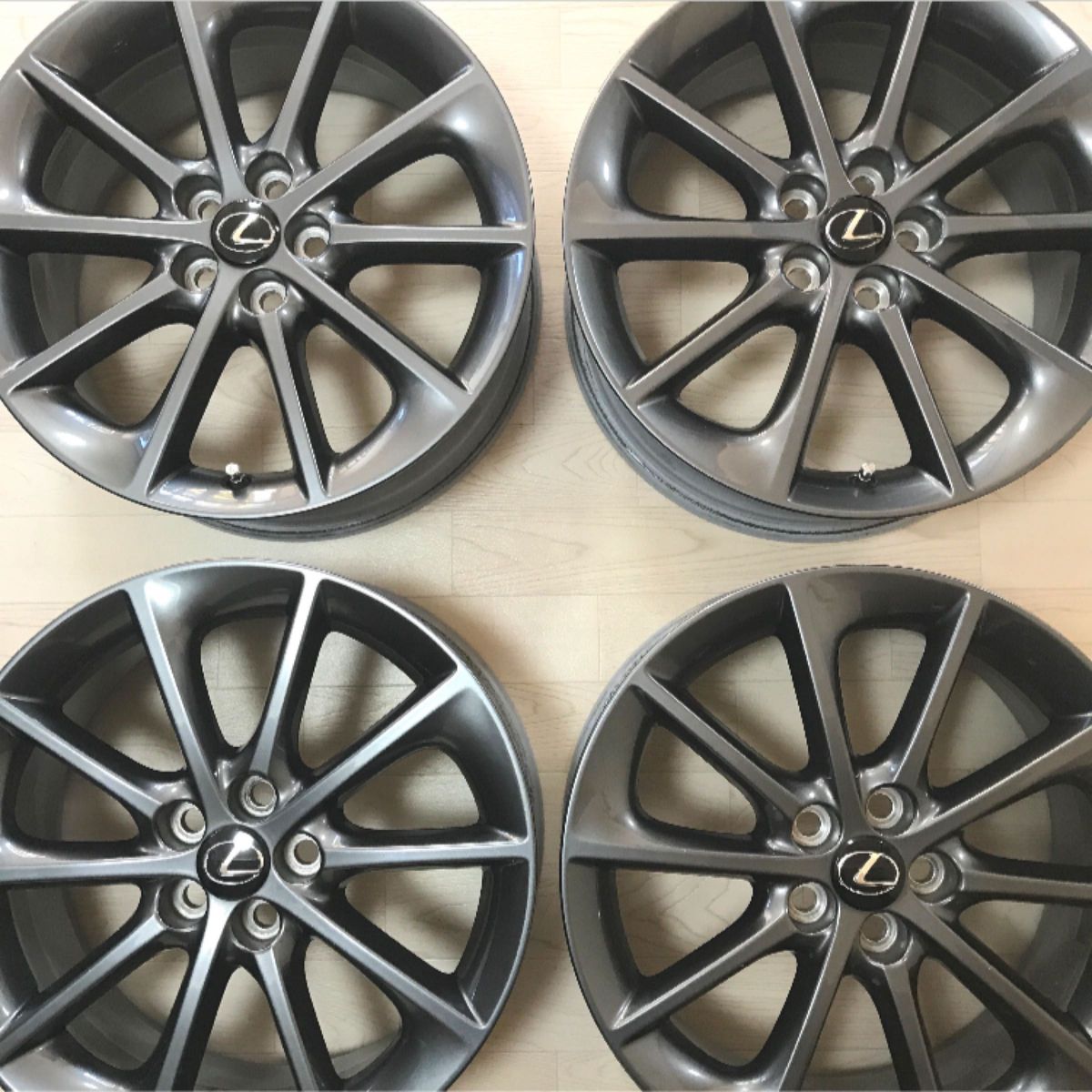 新品同様 レクサス LEXUS CT200h 前期 F-SPORT 純正『ホイール 新品同様 レクサス LEXUS CT200h 前期 F-SPORT 純正『ホイール