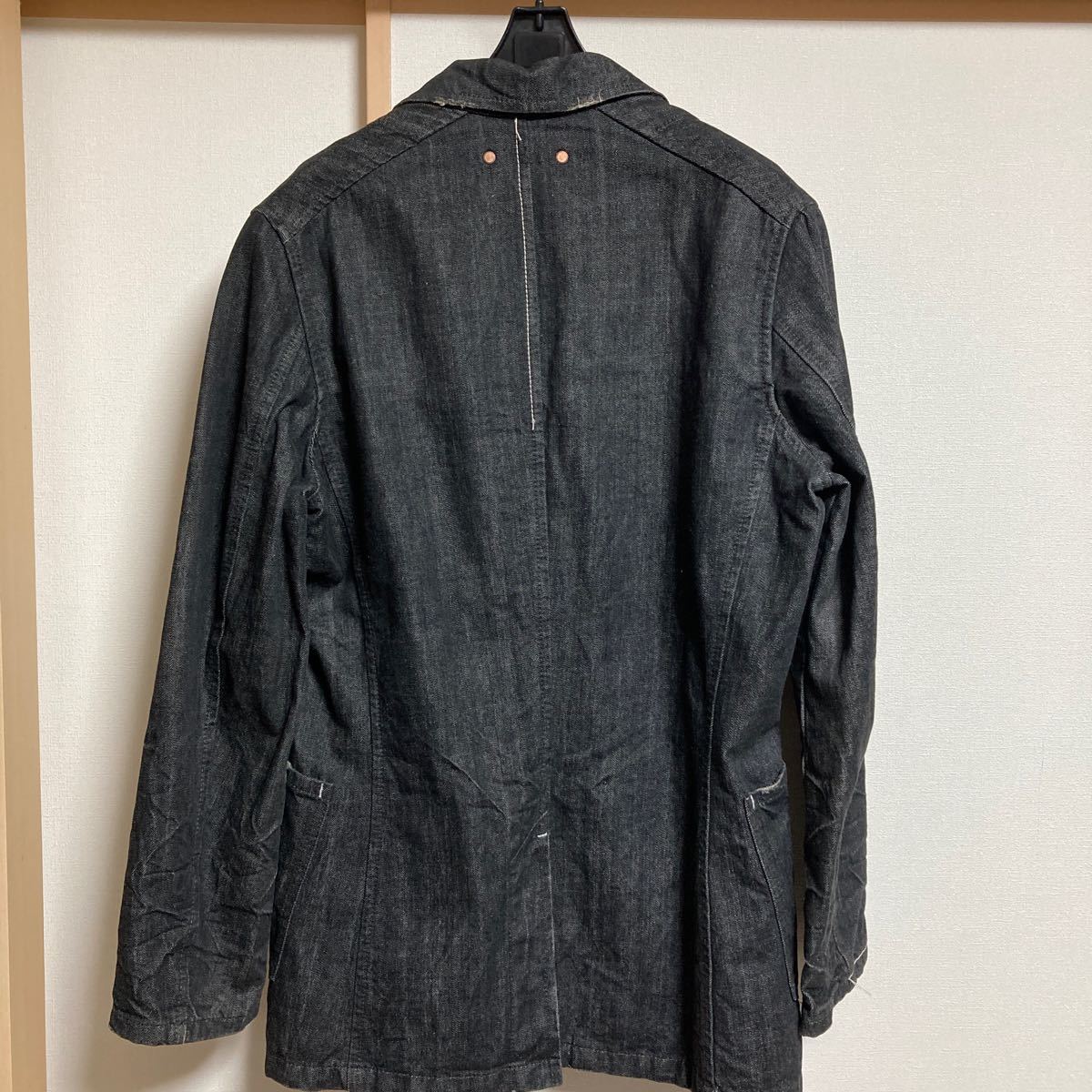 【美品】Levi's redloop リーバイス レッドループ デニムテーラードジャケット ダメージ加工 ブラック Mサイズ 廃盤_画像2