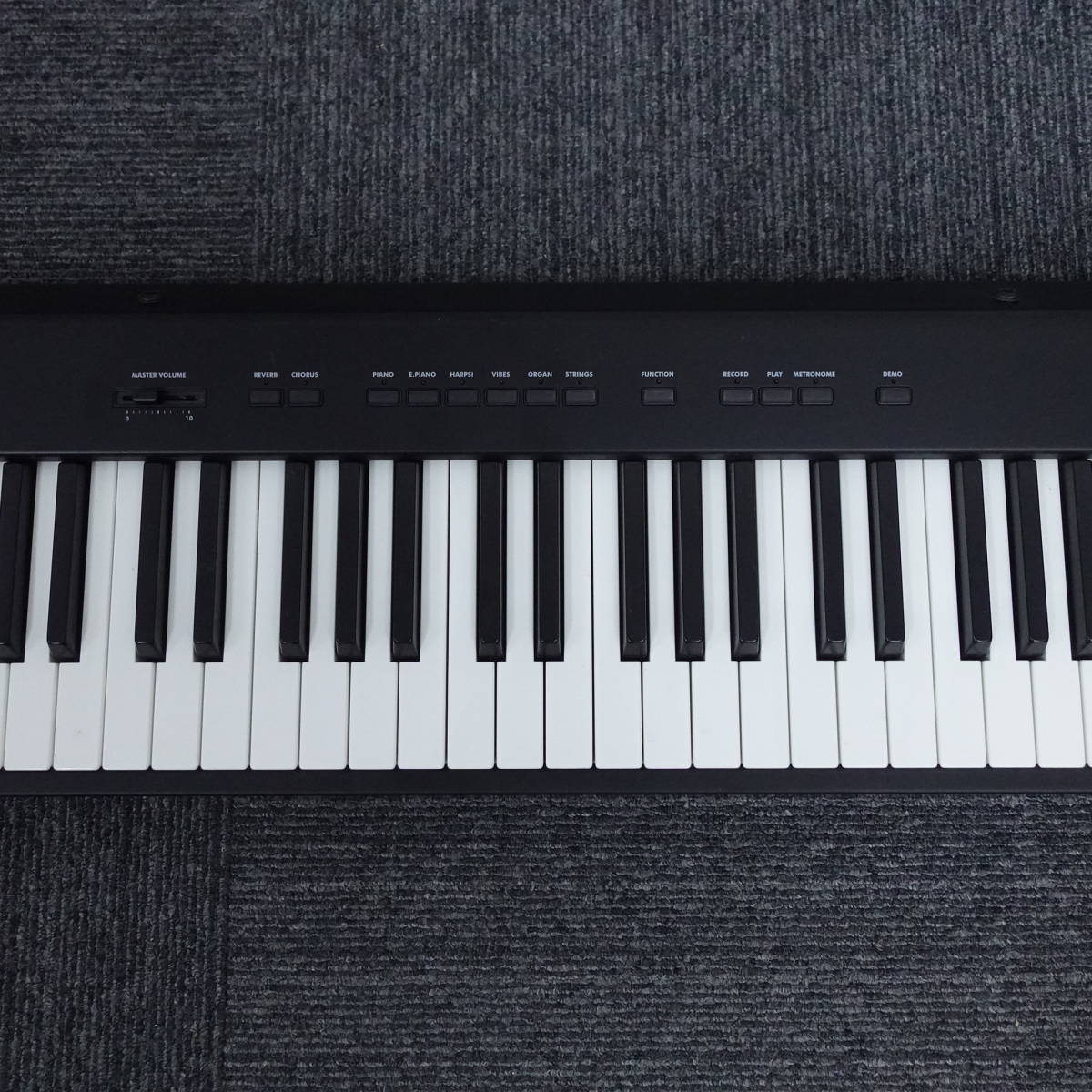 KORG SP-100 02071 電子ピアノ ジャンク コルグ ピアノ キーボード 鍵盤楽器 電子楽器 楽器_画像3