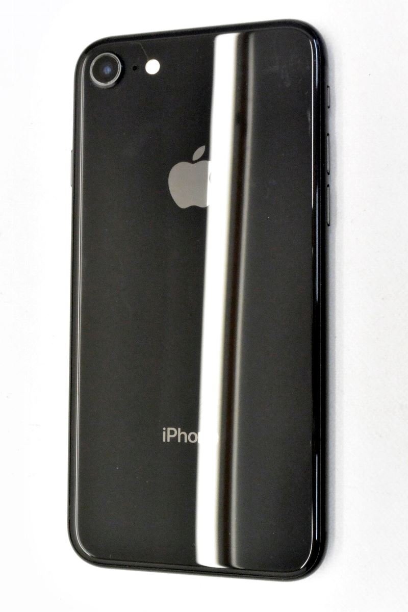 白ロム SIMフリー au SIMロック解除済 Apple iPhone8 64GB iOS16.5.1 Space Gray MQ782J/A 初期化済 【m021274】_画像2
