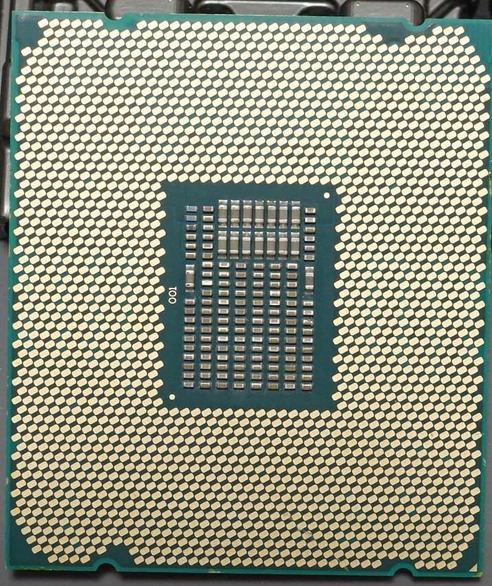 【動作確認済】Intel Core i7 7820X (8コア16スレッド) LGA2066 本体のみ_画像2