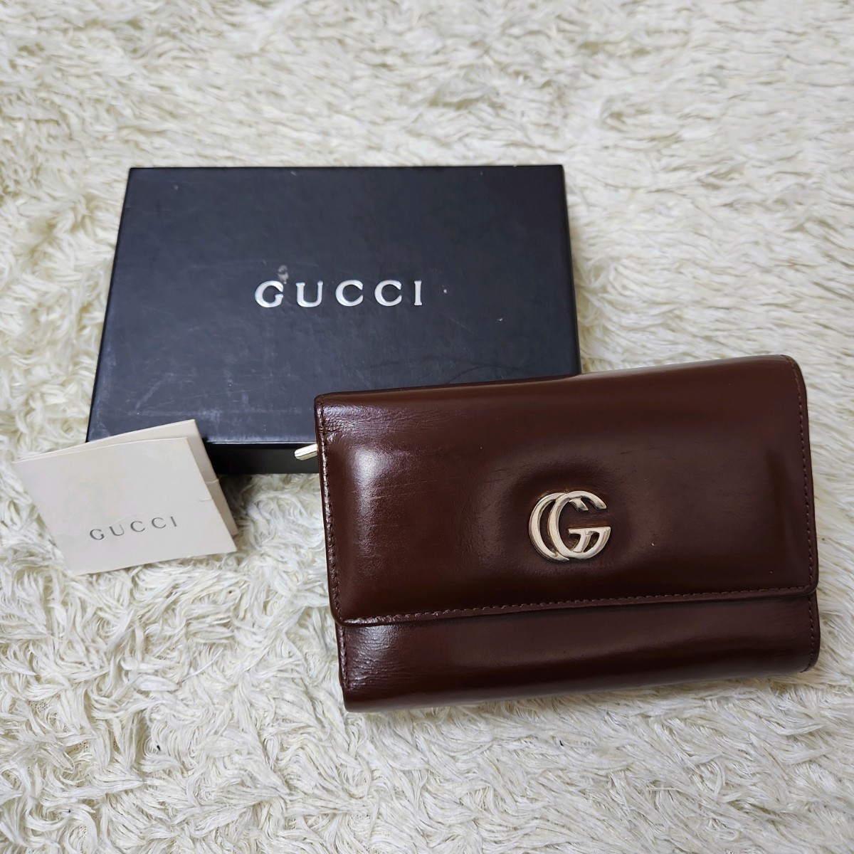 GUCCI グッチ 財布 コンパクト　三つ折り　コンパクトウォレット　ggマーモント　ブラウン　茶　カーフレザー　カーフ　高級感　ツヤ_画像1