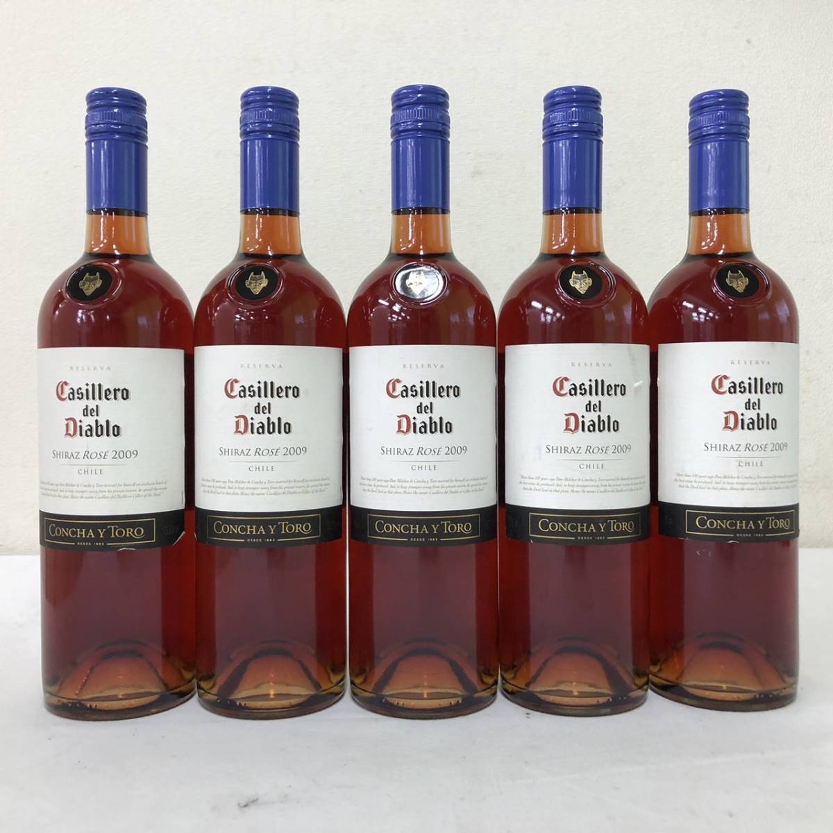 Y114(6740)-141【同梱不可】お酒 5点まとめ ワイン 13.5％750ml RESERVA Casillero del Diablo SHIRAZ ROSE 2009 CHILE_画像1