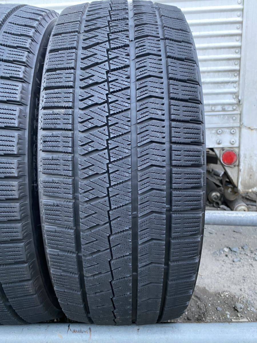 225/45R18 2022年製 ブリヂストン BRIDGESTONE BLIZZAK VRX2 スタッドレス タイヤ 4本 セット_画像5