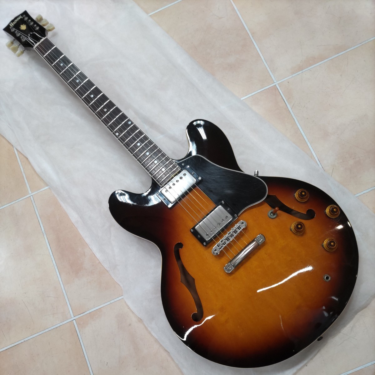 Burny RSA-100 BS 日本製 Dot ES-335 タイプ バーニー エレキギター 80年代製造 フェルナンデス Fernandes_画像1