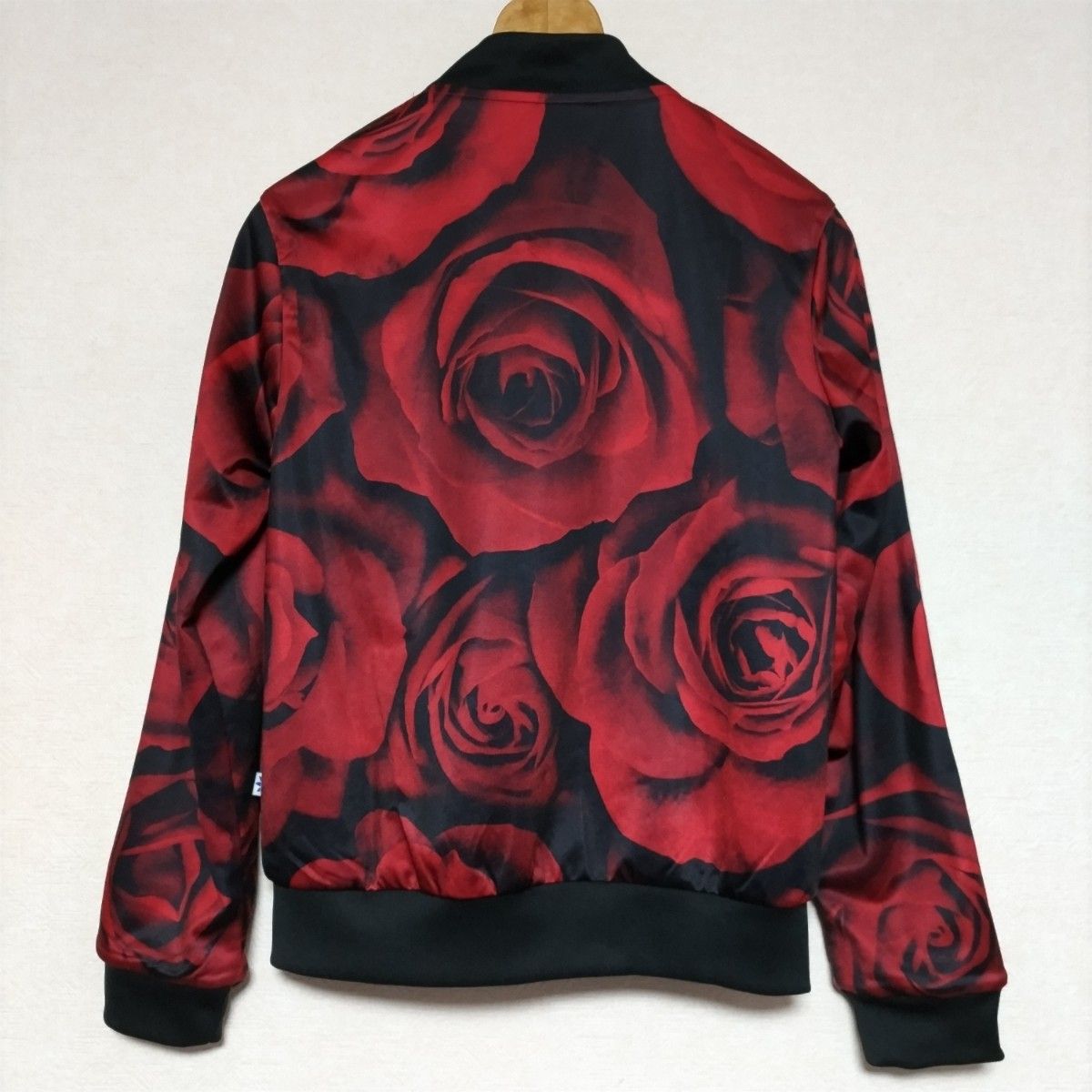 adidas アディダス Red Rose Track Jacket 薔薇 バラ柄 トラック adidas アディダス Red Rose Track Jacket 薔薇 バラ柄 トラック