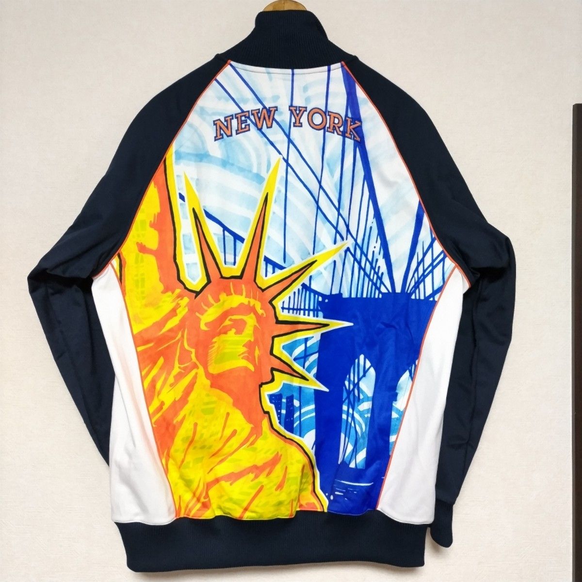adidas originals アディダス NYC バックプリント トラック adidas originals アディダス NYC バックプリント トラック
