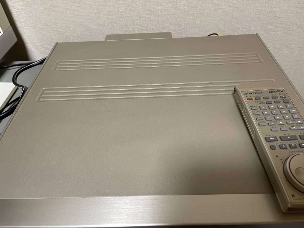 メンテナンス済みの美品!パイオニア CLD-HF9G リモコン付き! メンテナンス済みの美品!パイオニア CLD-HF9G リモコン付き!