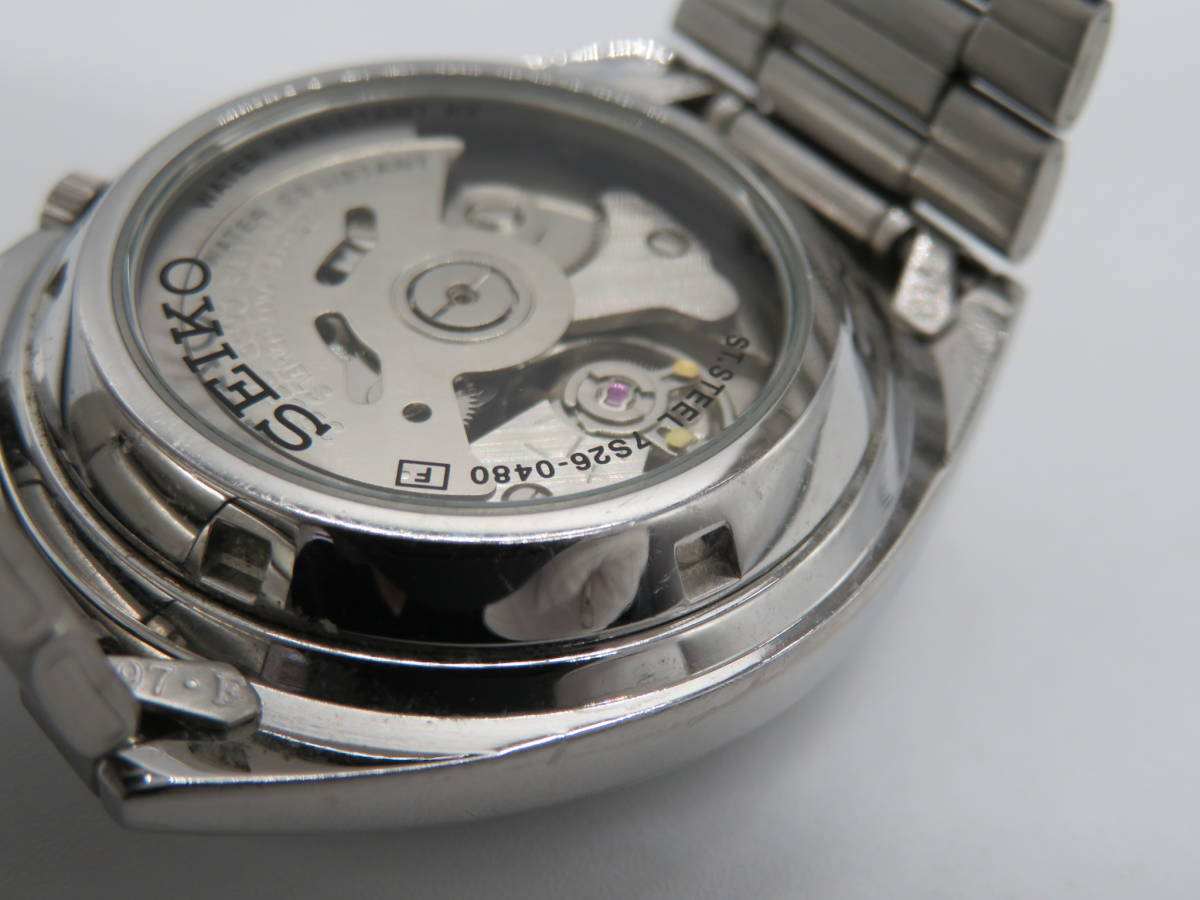 SEIKO ５(セイコー）オートマチック　シルバー×ブラックカラー　腕時計　中古品　W1ー16A　_画像8