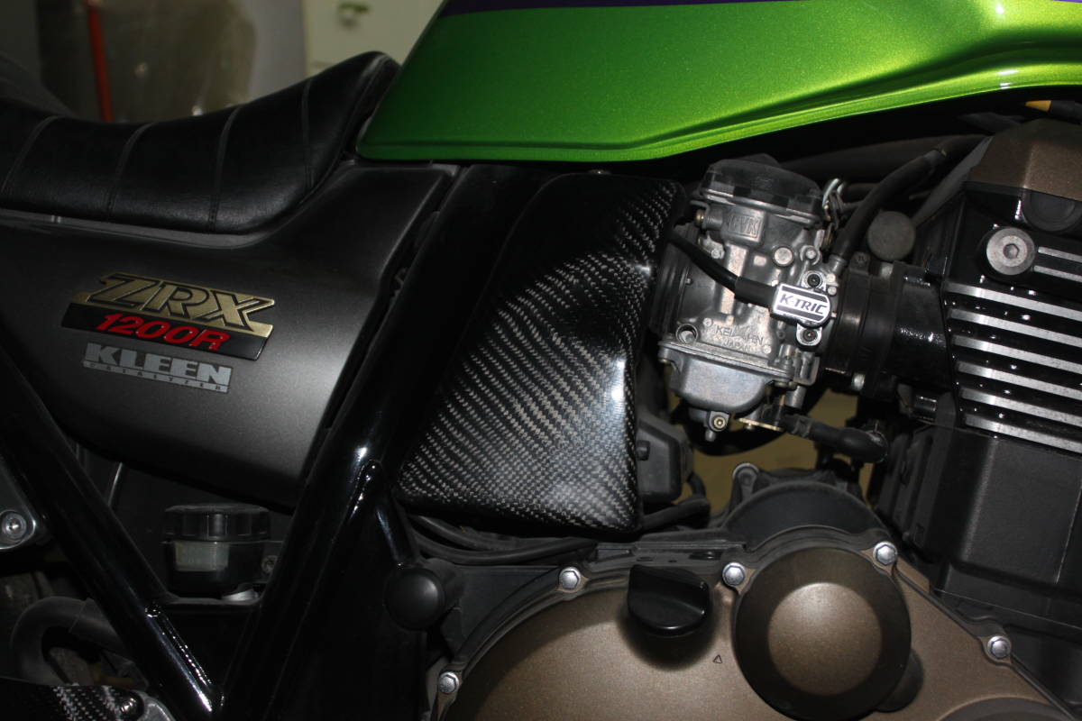 ZRX1200R 　綾織カーボン　エアクリカバー_参考画像