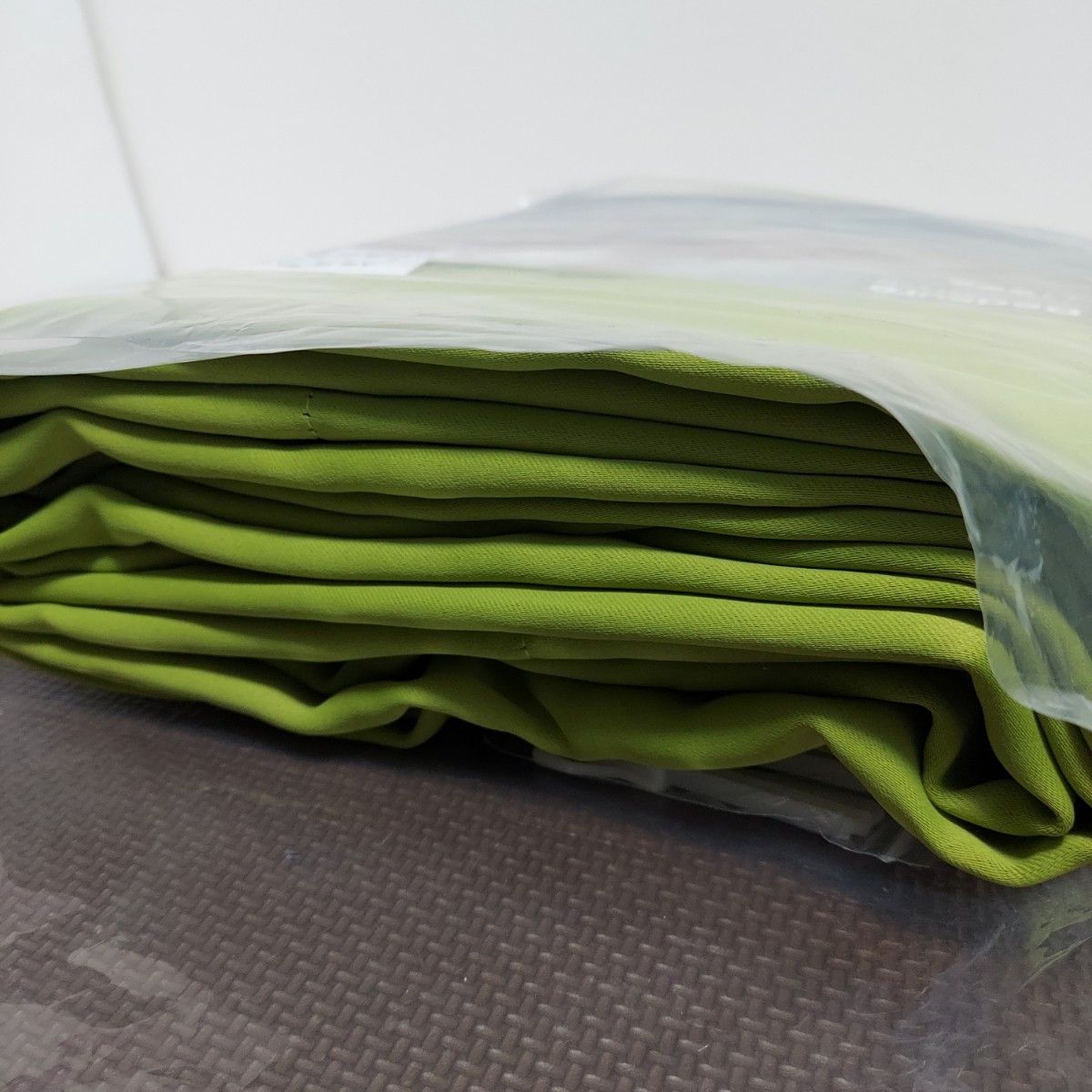 【未使用】Bedsure 遮光カーテン グリーン 100×110 2枚組　