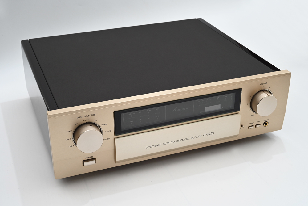 美品 Accuphase C-2420 コントロールアンプ アキュフェーズ 動作品 付属品 元箱有 プリアンプ_画像1