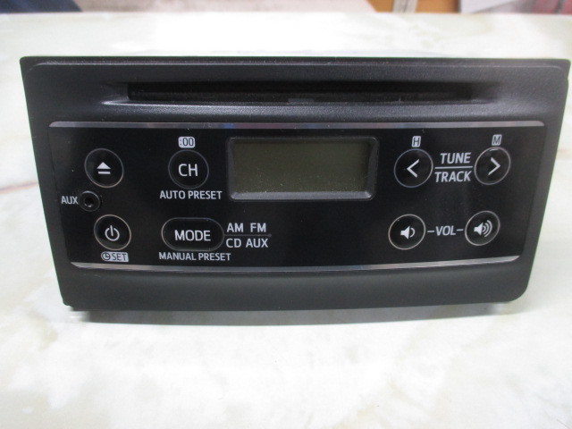 13-101 ダイハツAM/FM/CD フジツーテン 86180-B2750 作動品。H25/08 DBA-LA110S LA110S-0053318 16712-0012 ムーウ゛についていました。_画像2