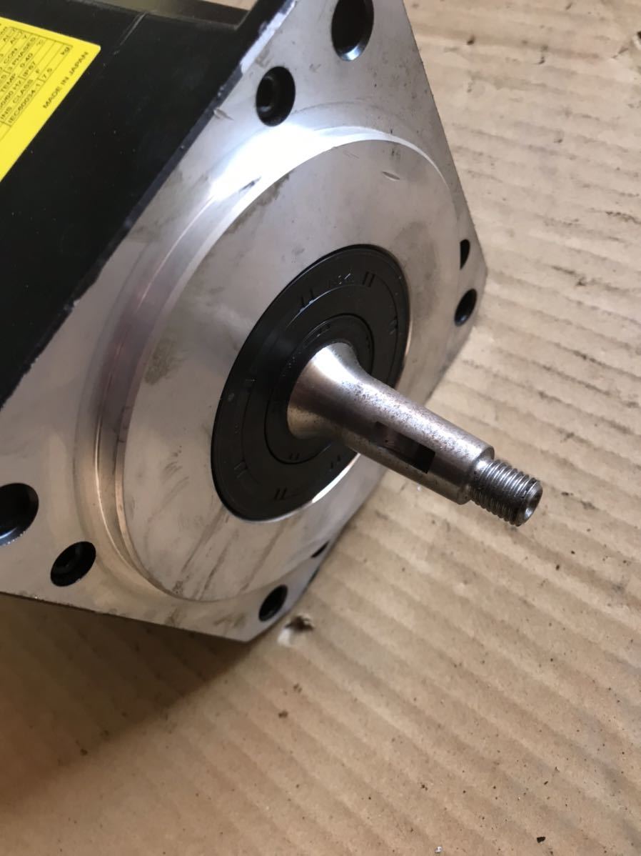 FANUC ファナック αiS 8/4000-Dサーボモータ A06B-3084-B000 FANUC ファナック αiS 8/4000-Dサーボモータ A06B-3084-B000