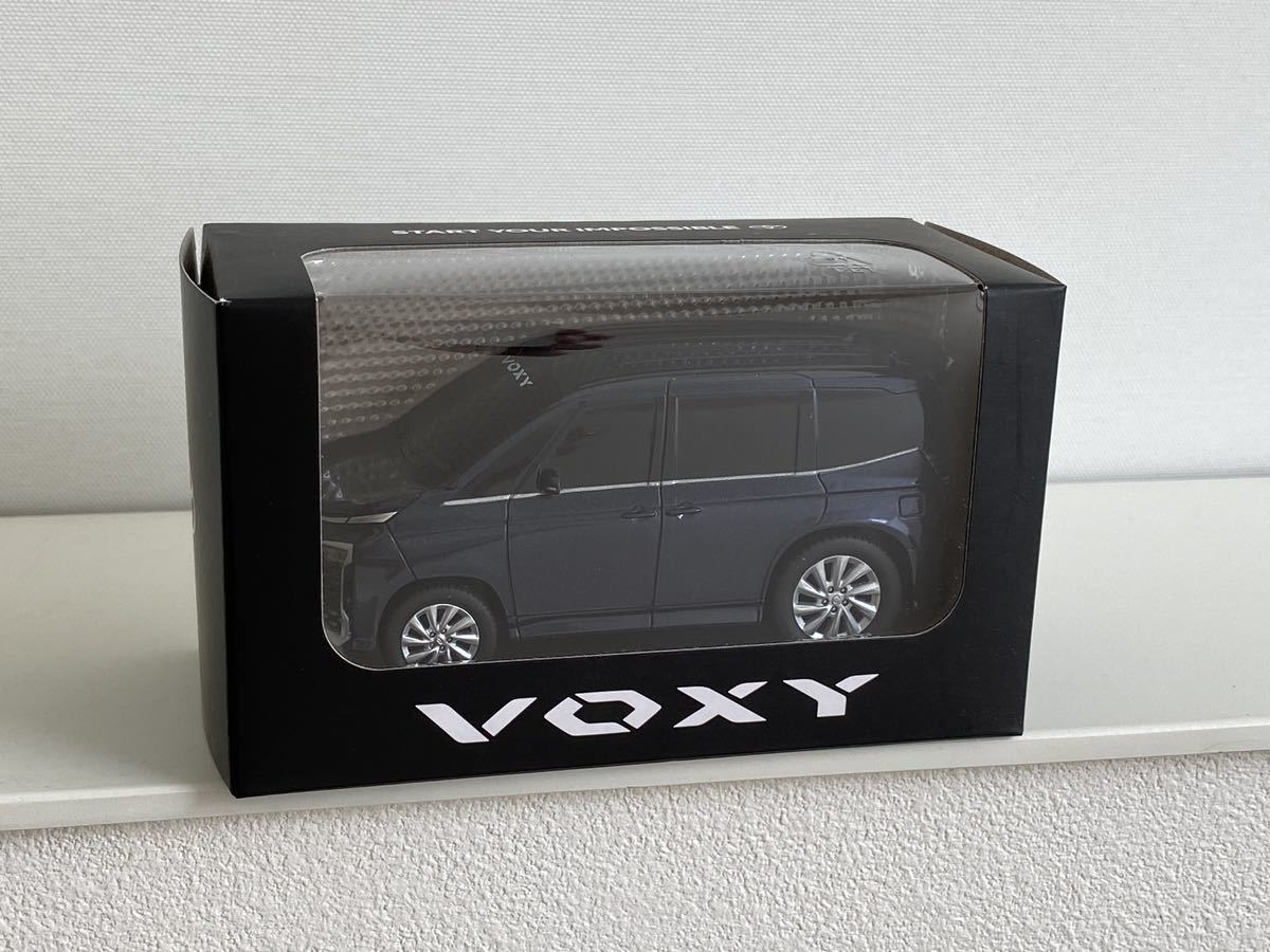 送料込み 新型 ヴォクシー ミニカー トヨタ プルバックカー カラー