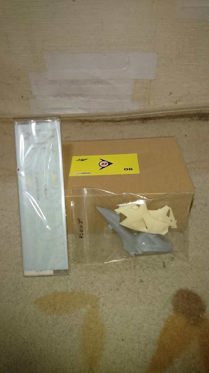 絶版品CGM YZR-M106テック3ダンロップ洗浄済製作途中品 絶版品CGM YZR-M106テック3ダンロップ洗浄済製作途中品