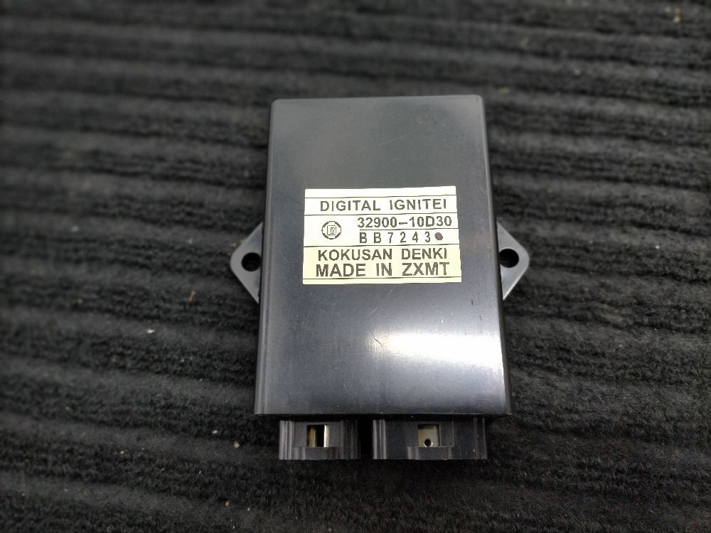 GSX400 インパルス GK79A 用 CDI イグナイター 社外品 32900-10D30_画像1