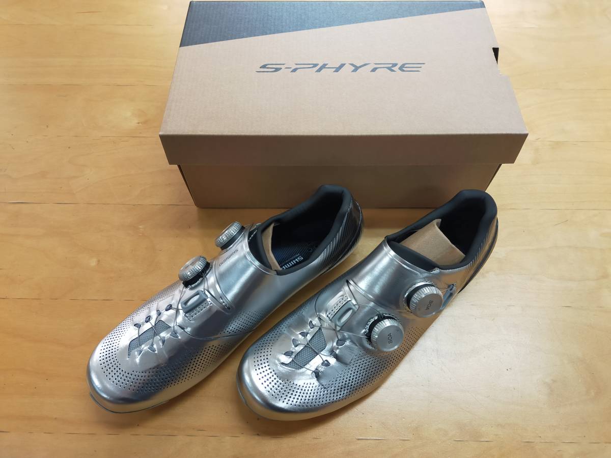 新品未使用 RC9 シルバー 限定カラー サイズ42 26.5㎝ SH-RC903 シマノ shimano