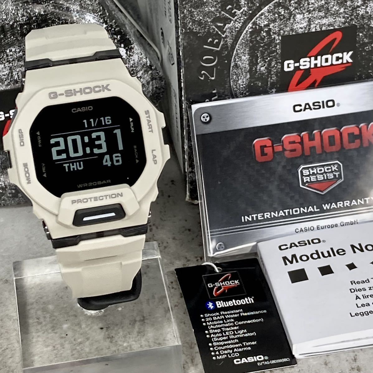 未使用同様極美品 箱説タグ付 G-SHOCK GBD-200UU-9 G-SQUAD ジー